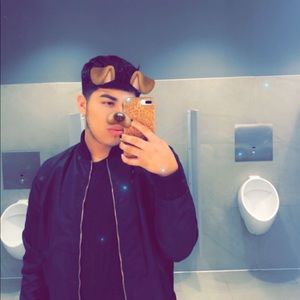 Meet your Posher, Pedro